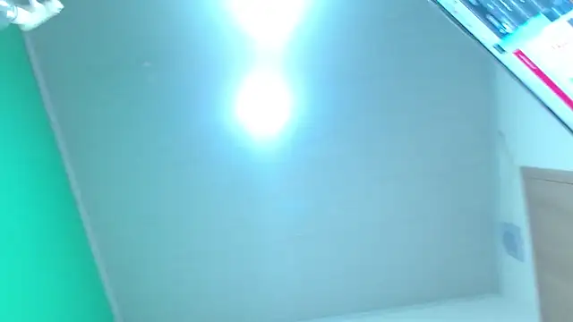 avaleri_cherry webcam