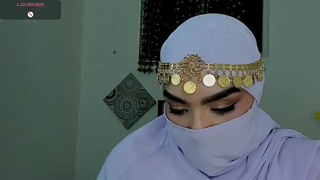 maissa_alabi (F young) - play with my pussy