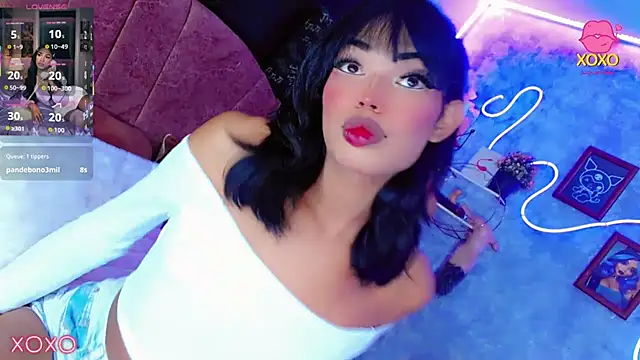 Aishasexy18 webcam