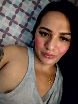 Yourbabyshane webcam