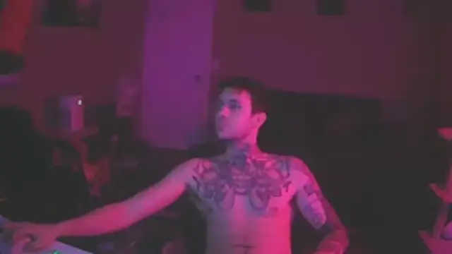 skateboardskate (Ask my age) - 1000