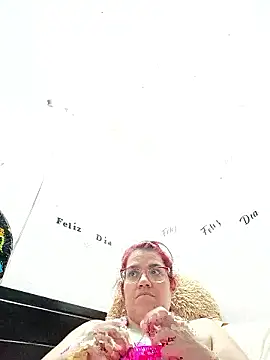 karlythoth@xh webcam