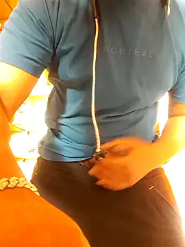 RaiStarrrr0-9 webcam