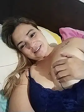 Lola__Milf webcam
