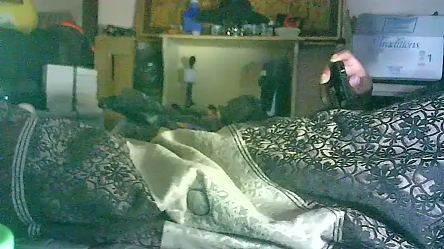 ON3YOULLN3VER_FIR3 webcam