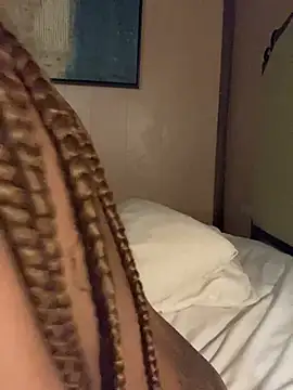 Jasmine_FullsShine webcam