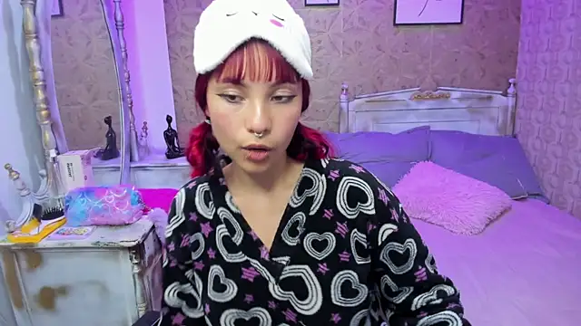 Megane_whitte webcam