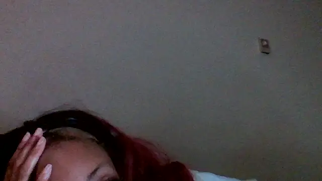 Juicyapplecandy webcam