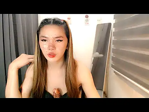 YoungAsianHardCock webcam