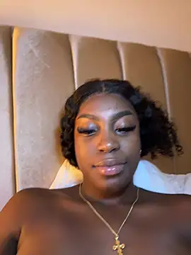 Webcam Model (NaiaGils)  is live.Free join now!