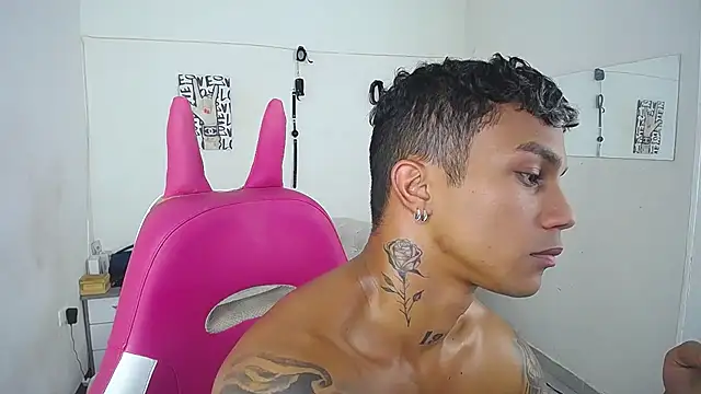 Leonard_Price webcam