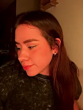 Im_Valen_Cute webcam