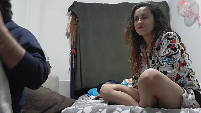 jeans_and_emma webcam