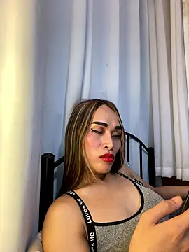 RomanticPearlTS webcam