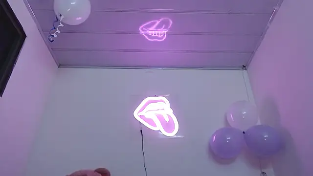 valerii_fox_69 webcam