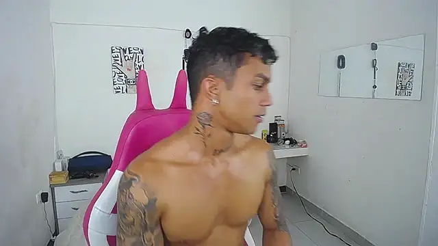 Leonard_Price webcam