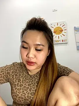 almira6868 - Almira6868's free webcam - UK Sex Cams