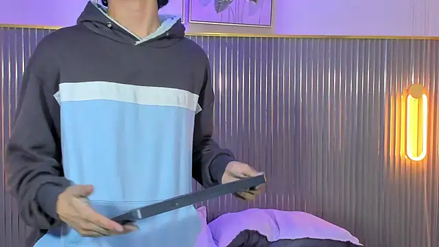 angel_taehyung webcam