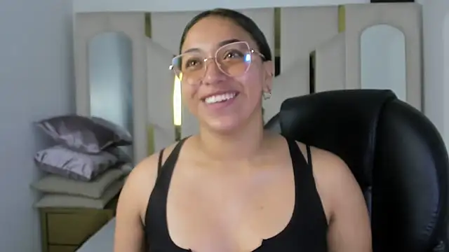 IsabellRodriguez18 webcam