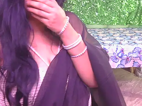 sweet-Soniyaa webcam