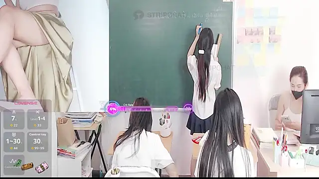 _Math_ Live Webcam on Stripchat