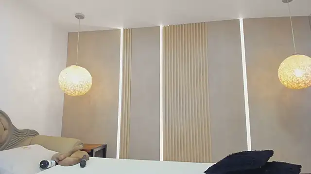 Antonella_west webcam