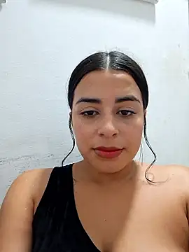 Webcam Model (Maite_4)  is live.Free join now!