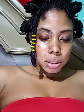 HONEYSWEETS_LIVE webcam