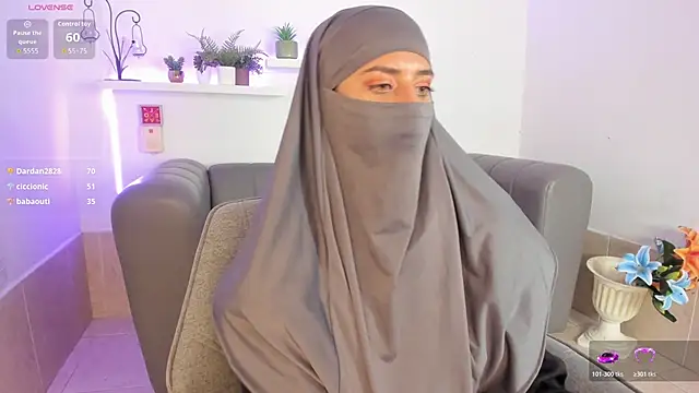 salma_arabicc (F young) - spank buttocks hard x10