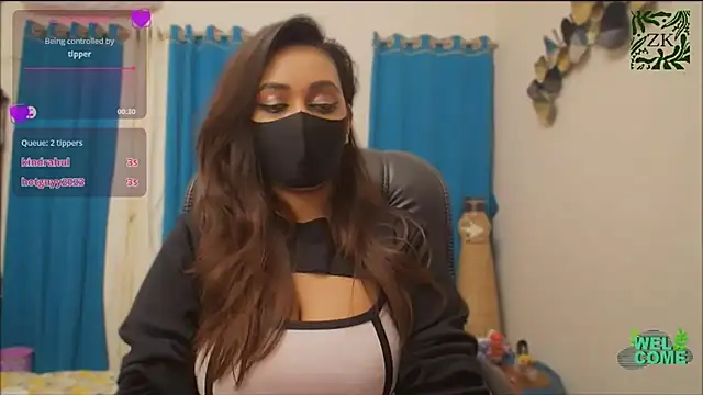 pacesetteer (F young) - Remove Top & Bra  ☠️👽