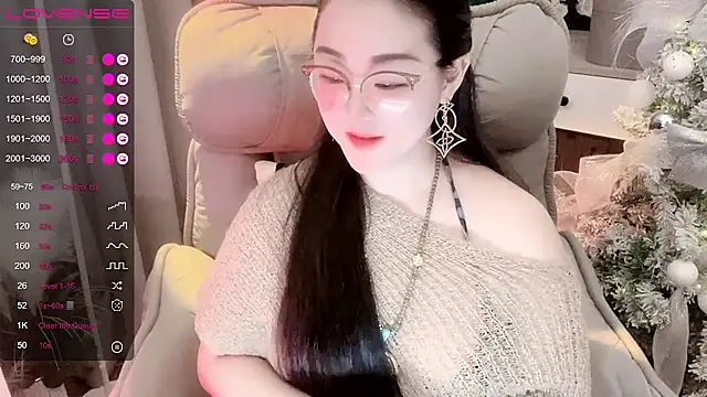 Monica-666888- webcam