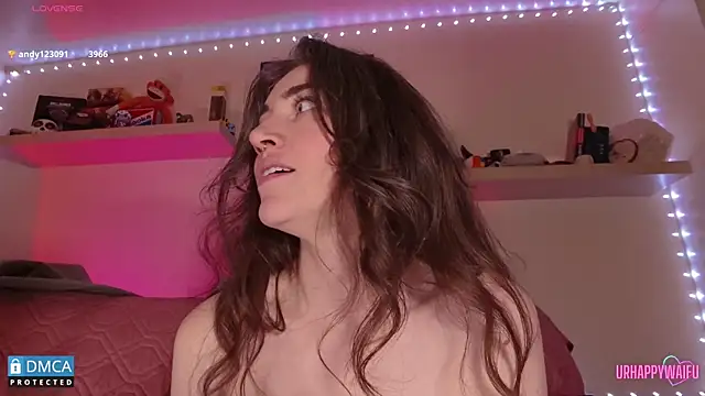 urhappywaifu webcam