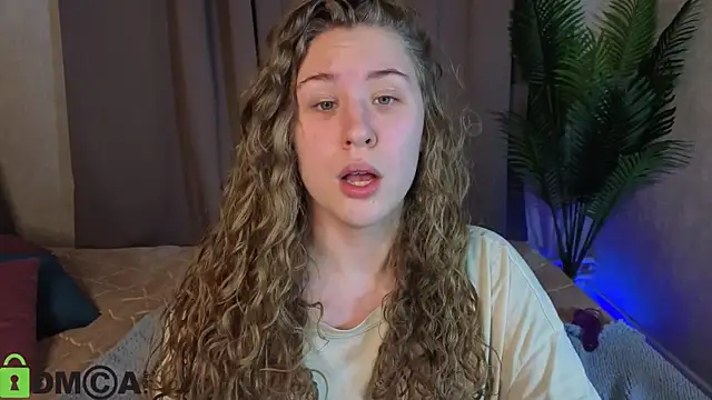 Elsie_Cutties webcam