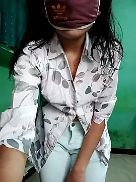 hornyme18 - Hornyme18's free webcam