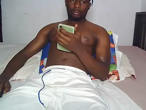 Hornny_Phrase webcam