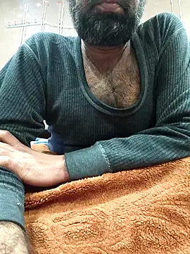 Hairyboyysexy webcam