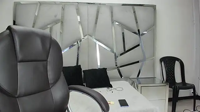 Catherinee69_x webcam