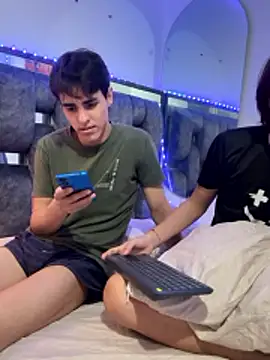 Alex_and_Fabian webcam