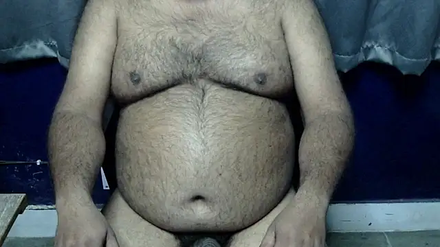 hairysubcub_70 - Hairysubcub_70's free webcam