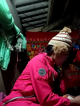 sing2k (F milf) - I'm sexy and hot