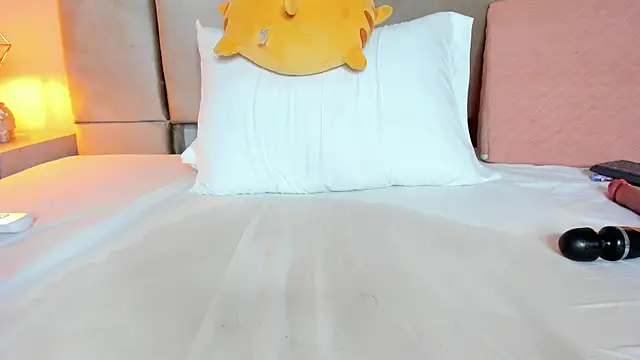 isabel_sofiaa webcam