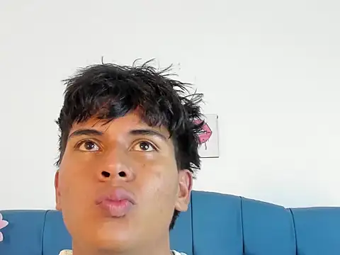 Valentino_Lane webcam