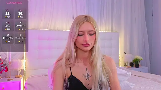 Monica_Leen webcam stripchat model stream image