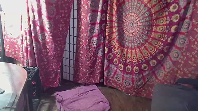 Ireallysquirt webcam