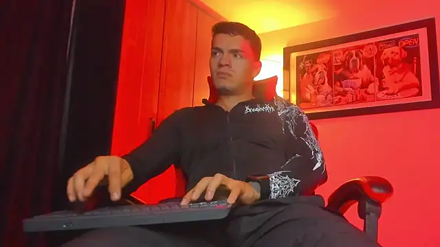 ALPHA_DOMINUS_ webcam