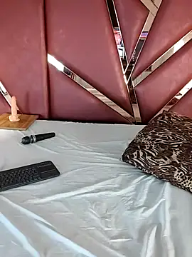 Camerondarkness webcam