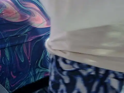 Your_wild_Dia webcam