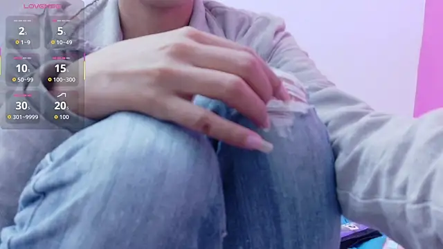 yourcuteneighbourr webcam