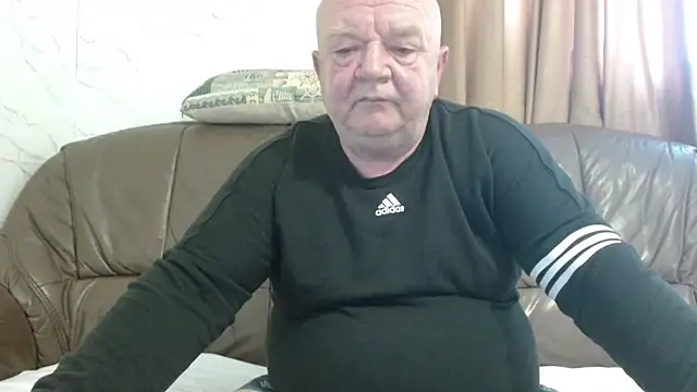 fullballs6 - Fullballs6's free webcam