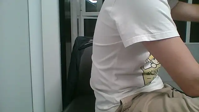 nole_china7 (Ask my age) - 新年快乐 Happy New Year